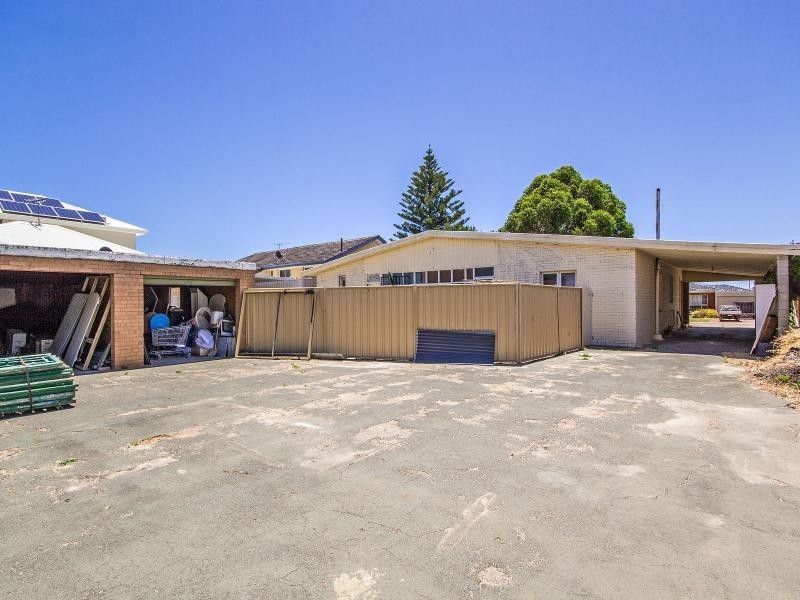23 George Street, Rockingham WA 6168