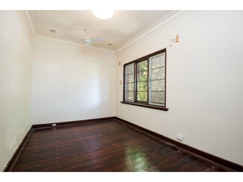 30 Donar Street, Innaloo WA 6018