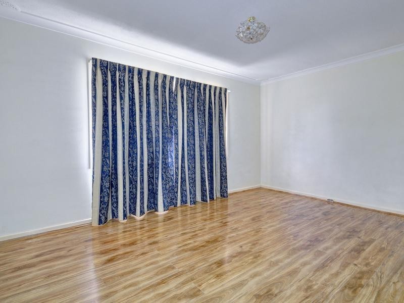 11 Edgington Crescent, Koondoola WA 6064