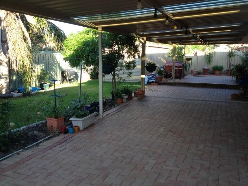 6 Penrose Court, Maddington WA 6109