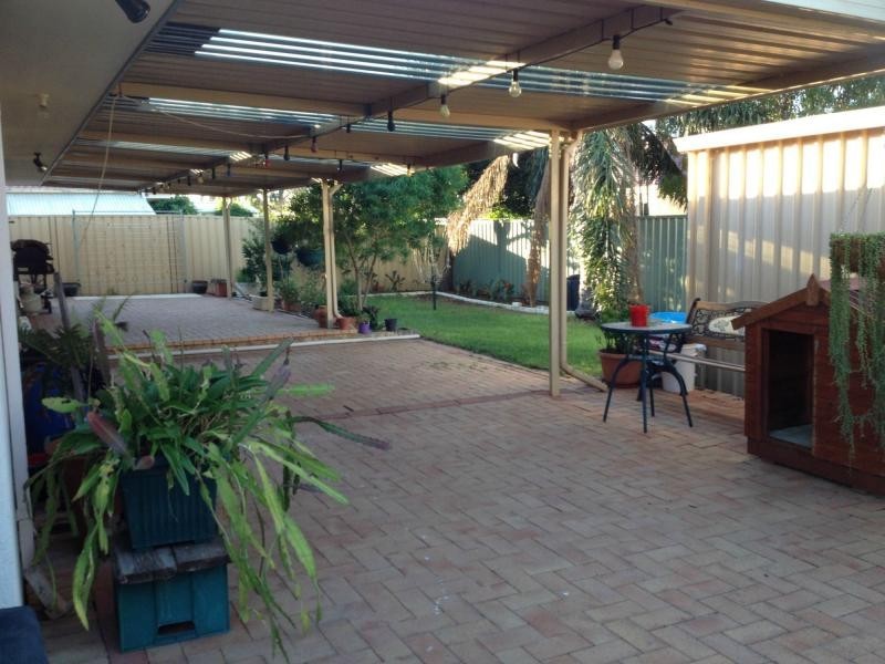 6 Penrose Court, Maddington WA 6109