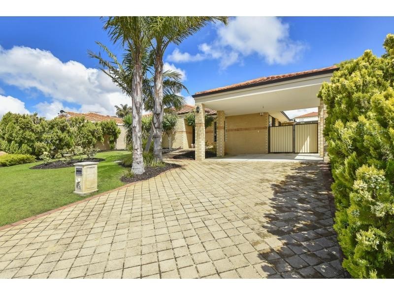 12 Rayner Drive, Landsdale WA 6065