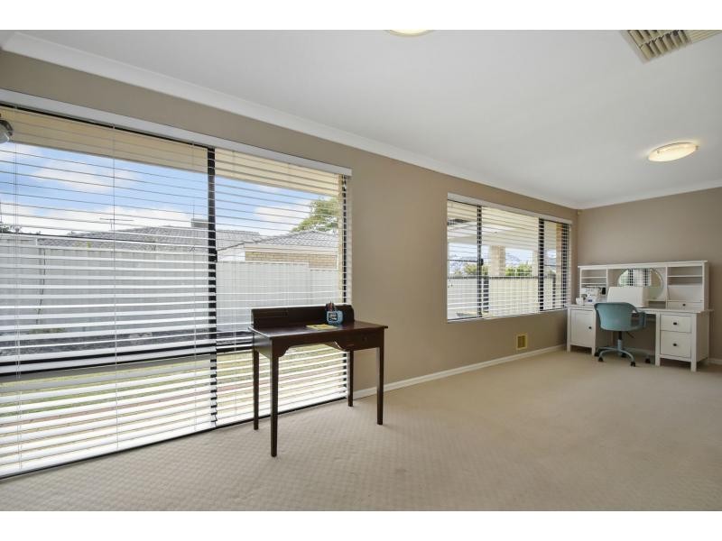 12 Rayner Drive, Landsdale WA 6065