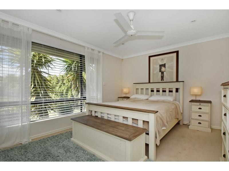 12 Rayner Drive, Landsdale WA 6065