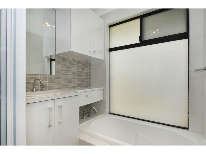 12 Rayner Drive, Landsdale WA 6065