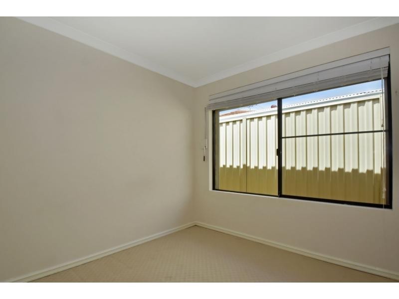 12 Rayner Drive, Landsdale WA 6065