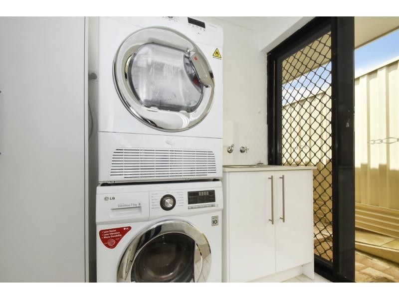 12 Rayner Drive, Landsdale WA 6065