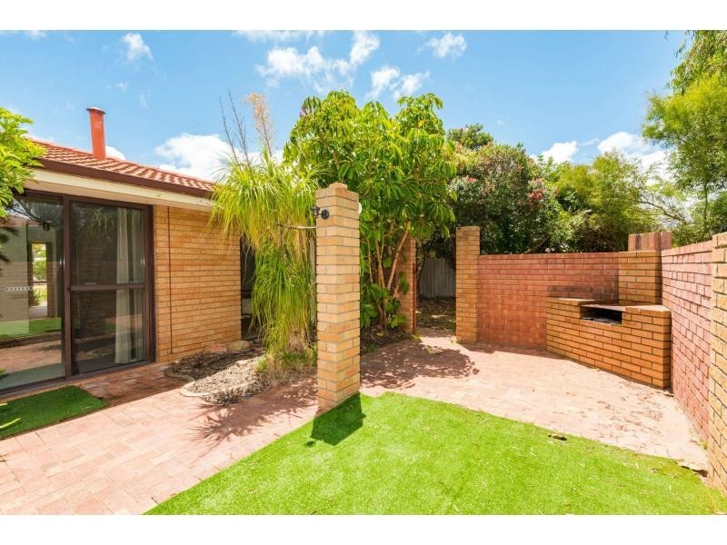 1 Gardinia Place, Mullaloo WA 6027