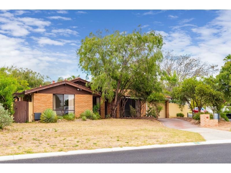 1 Gardinia Place, Mullaloo WA 6027