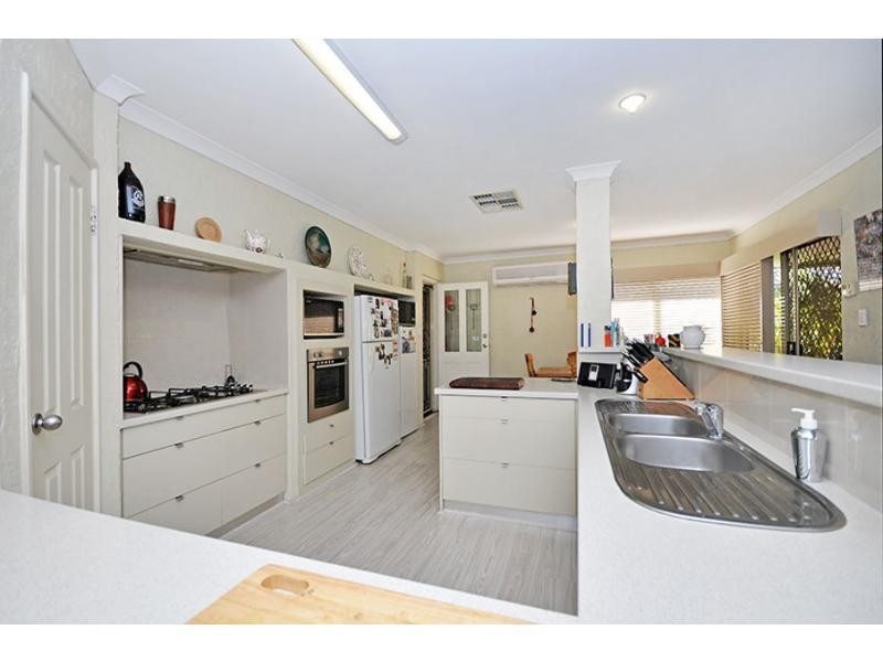 20 Regelia Turn, Ellenbrook WA 6069