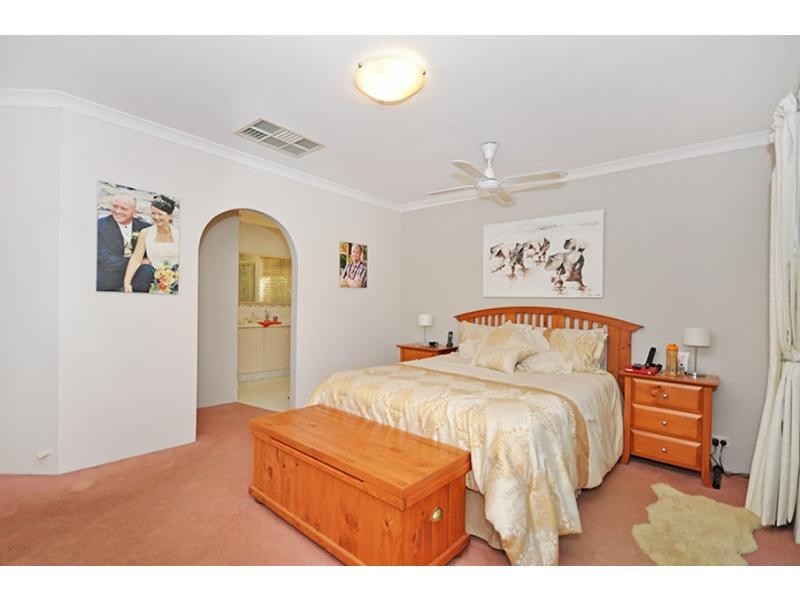 20 Regelia Turn, Ellenbrook WA 6069