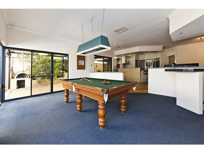 62 Parkwood Avenue, Woodvale WA 6026