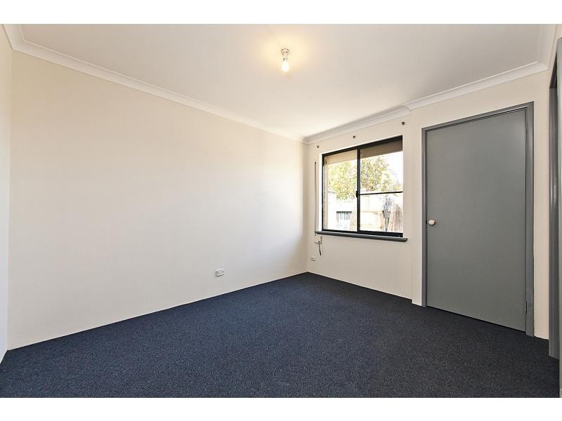 62 Parkwood Avenue, Woodvale WA 6026