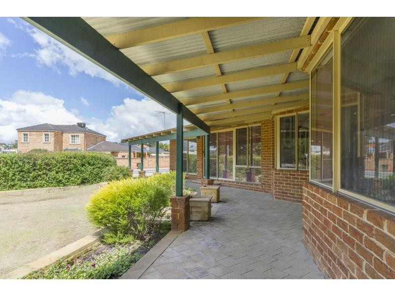 90 Wyatt Road, Bayswater WA 6053