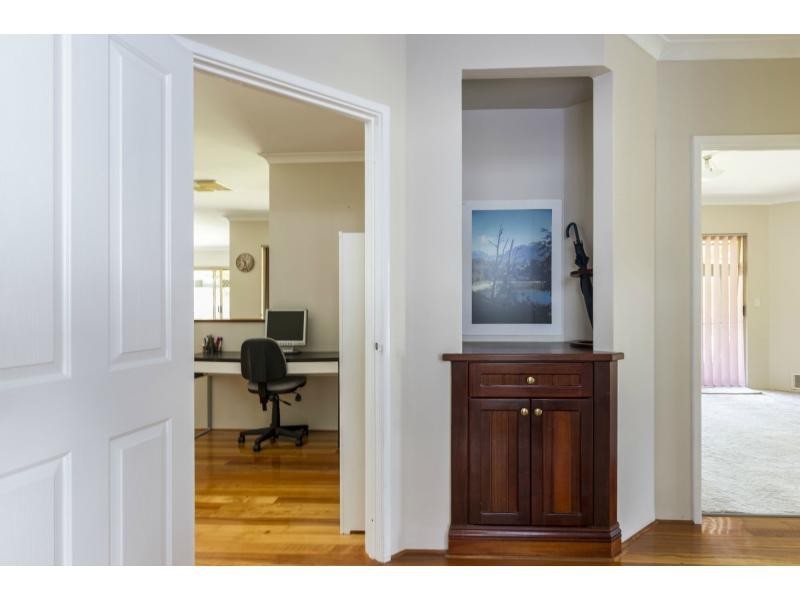 90 Wyatt Road, Bayswater WA 6053