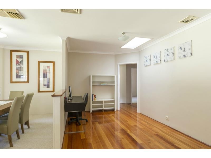 90 Wyatt Road, Bayswater WA 6053