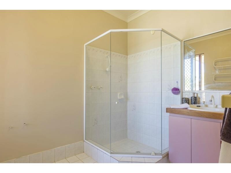 90 Wyatt Road, Bayswater WA 6053