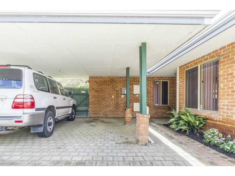 90 Wyatt Road, Bayswater WA 6053