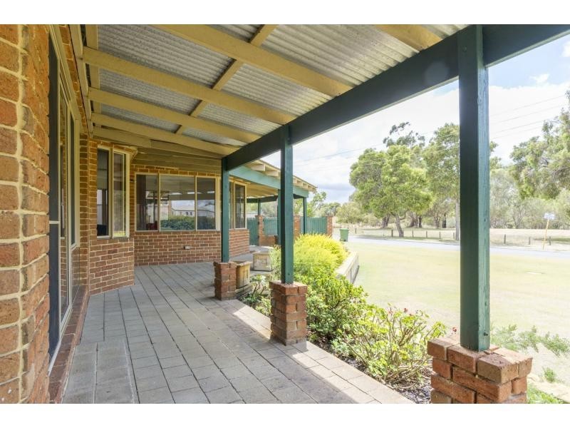 90 Wyatt Road, Bayswater WA 6053