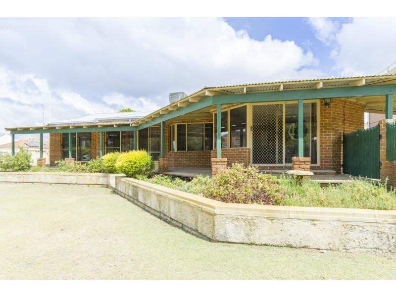 90 Wyatt Road, Bayswater WA 6053