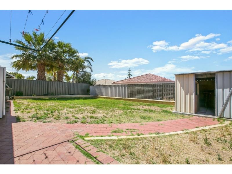5 Hunn Court, Quinns Rocks WA 6030