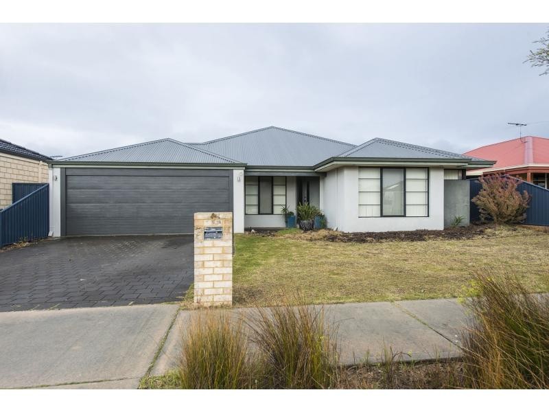 66 Plaistowe Boulevard, Byford WA 6122