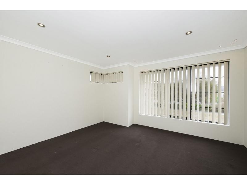 66 Plaistowe Boulevard, Byford WA 6122