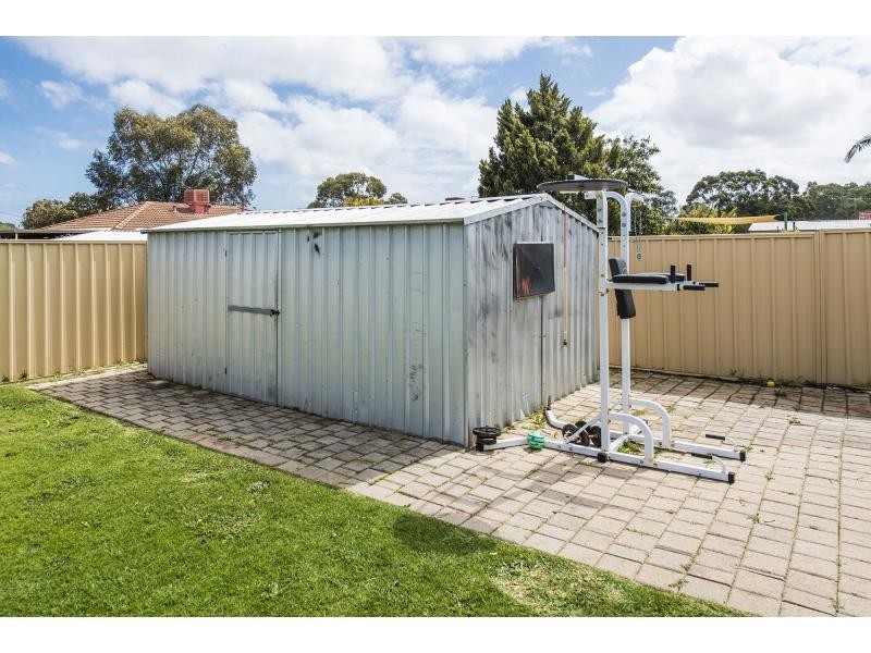 42 Poad Street, Seville Grove WA 6112