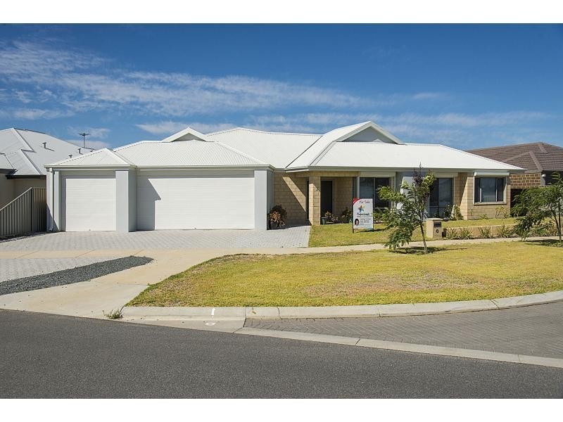 2 Gypsum Avenue, Harrisdale WA 6112