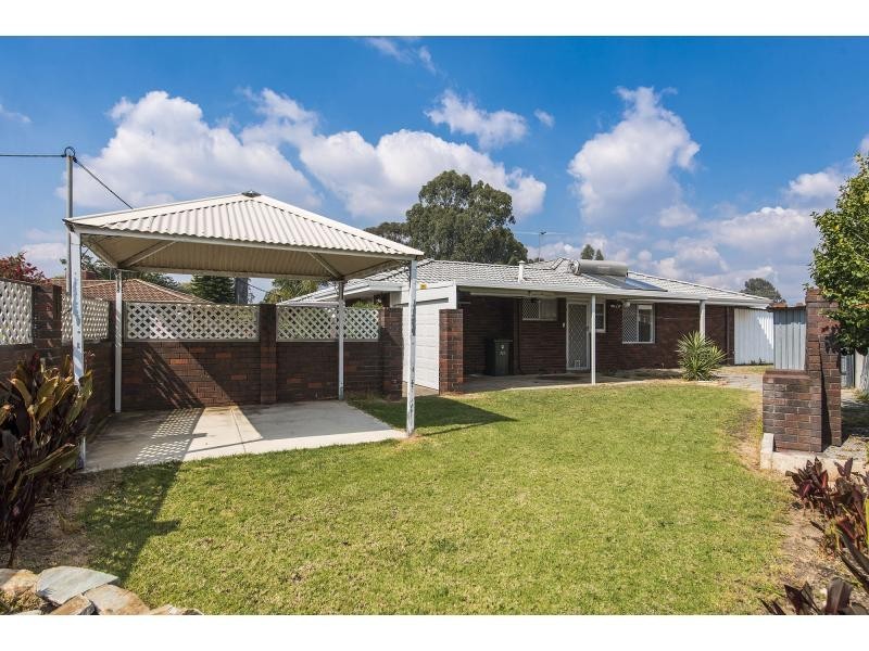 9 Namoi Place, Armadale WA 6112