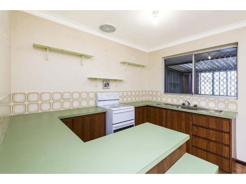 9 Namoi Place, Armadale WA 6112
