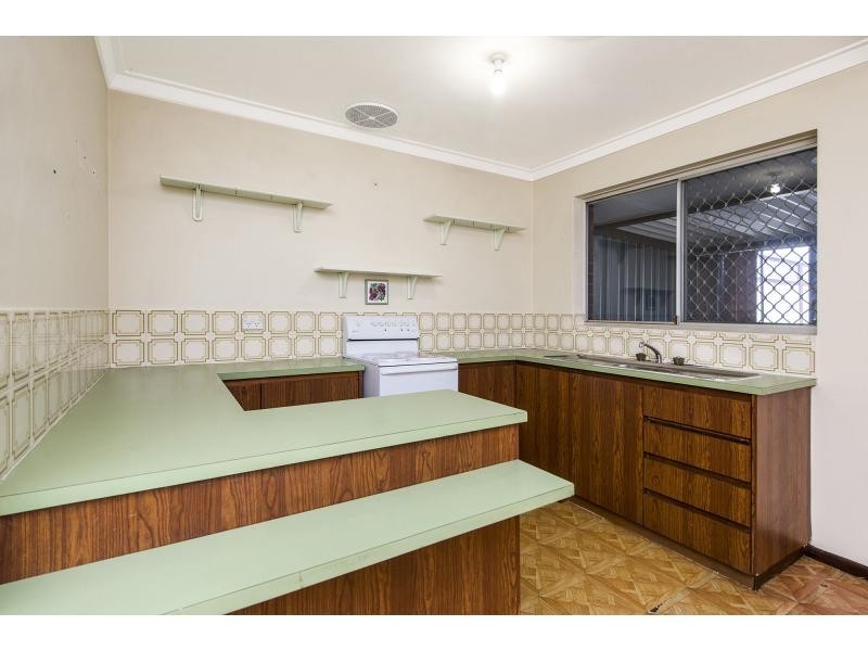 9 Namoi Place, Armadale WA 6112
