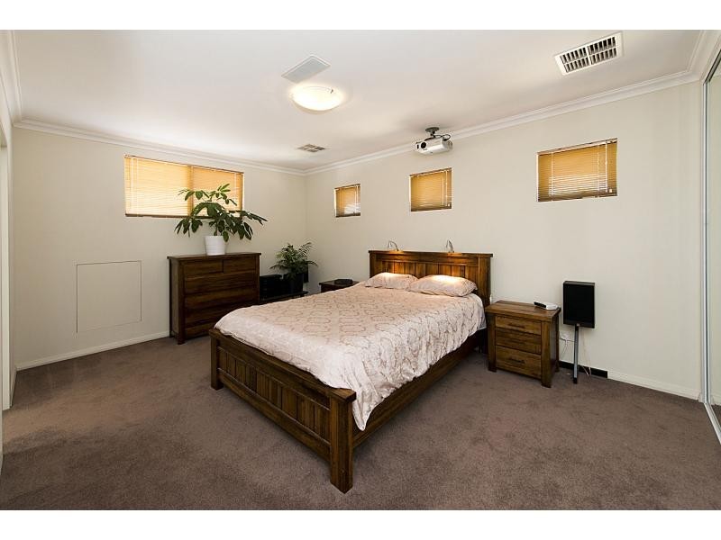 35c Diana Street, Innaloo WA 6018