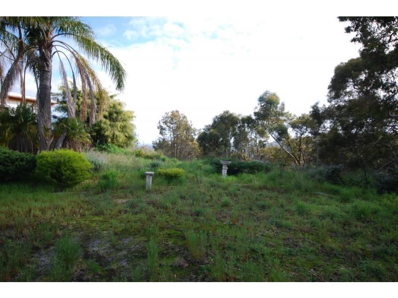 7 Blackwood Drive, Mount Nasura WA 6112