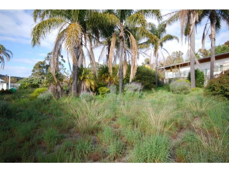 7 Blackwood Drive, Mount Nasura WA 6112