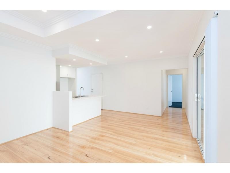 3/15 Belcastro WAY, Madeley WA 6065