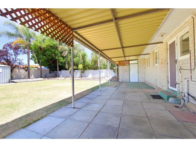 10 Fleetwood Road, Lynwood WA 6147