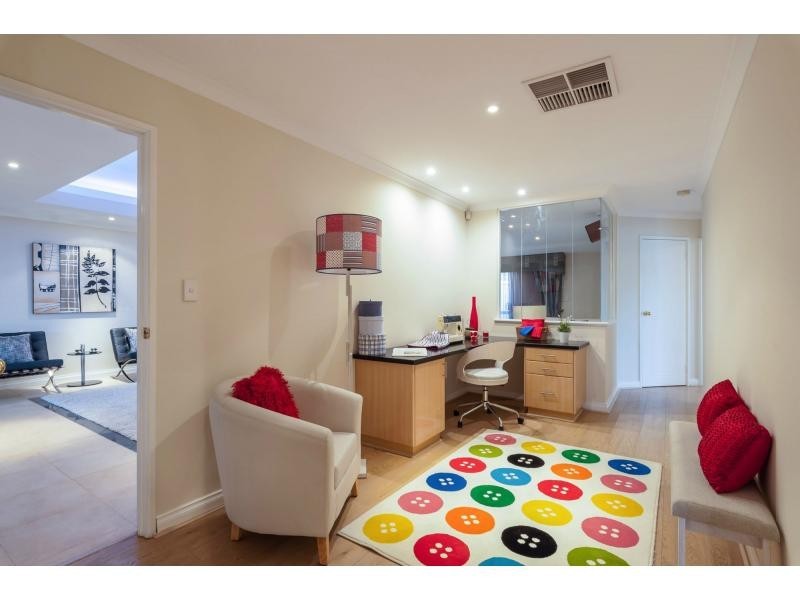 24 Ashdale Boulevard, Darch WA 6065