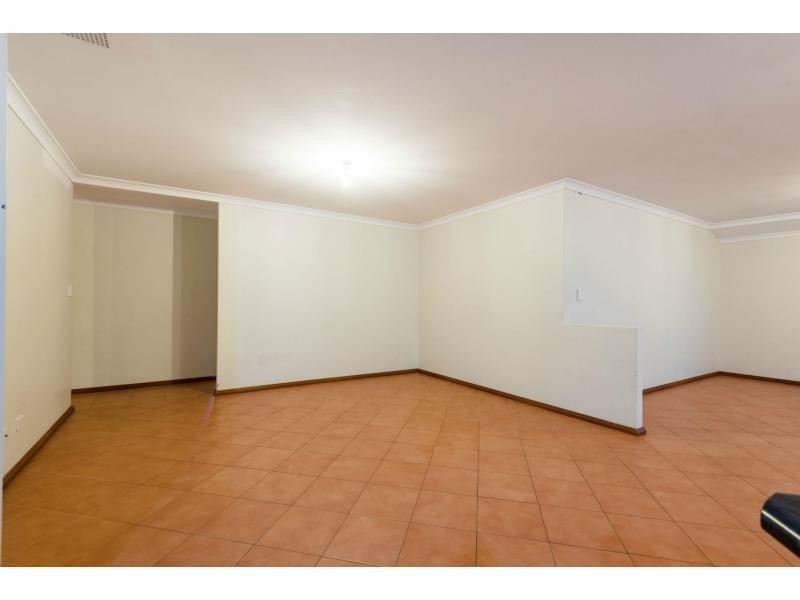 16 Ridglea Link, Clarkson WA 6030