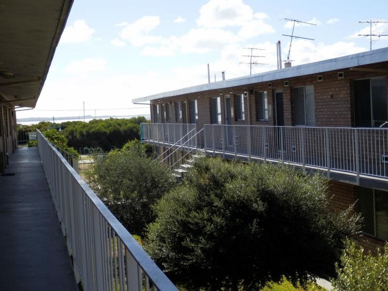 24/76 Kent Street, Rockingham WA 6168