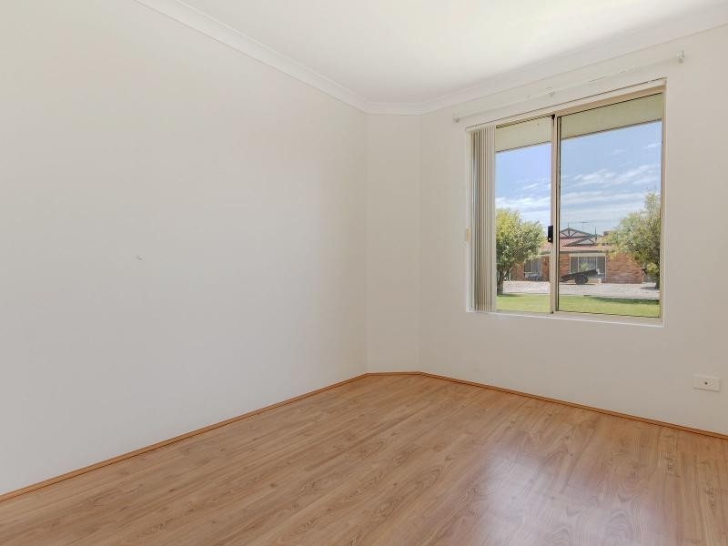 21 Menora Loop, Warnbro WA 6169