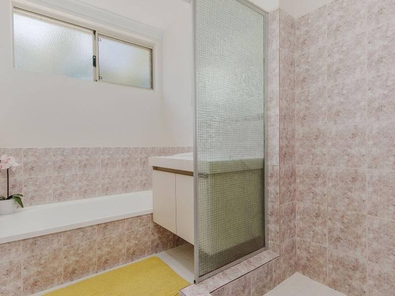 21 Menora Loop, Warnbro WA 6169