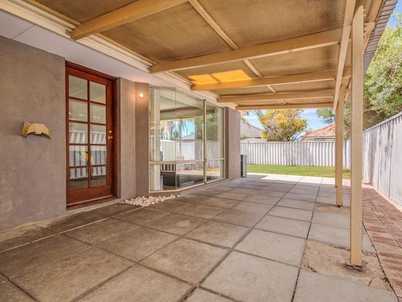 21 Menora Loop, Warnbro WA 6169