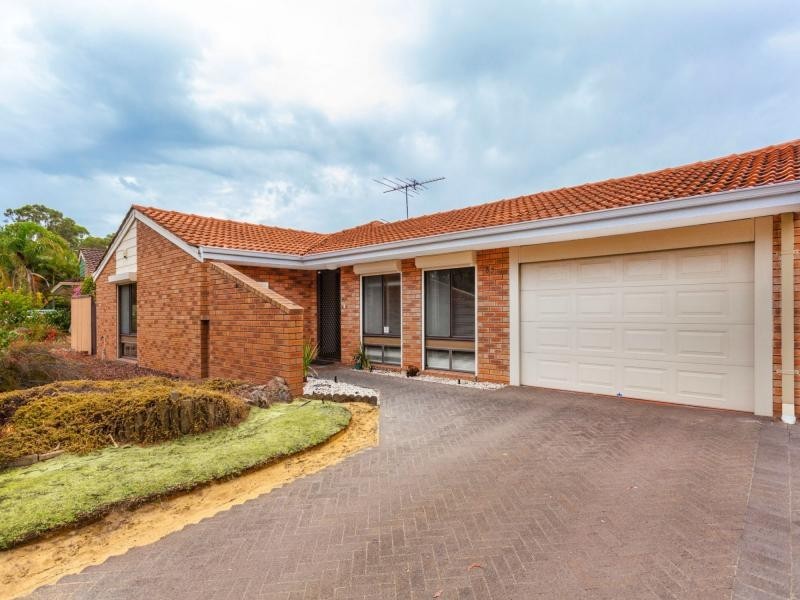 82 Trailwood Drive, Woodvale WA 6026