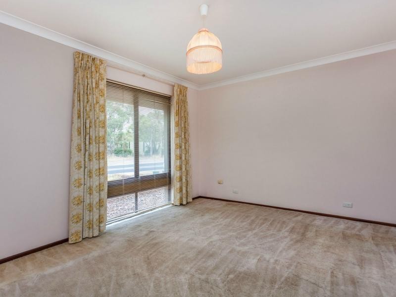 82 Trailwood Drive, Woodvale WA 6026