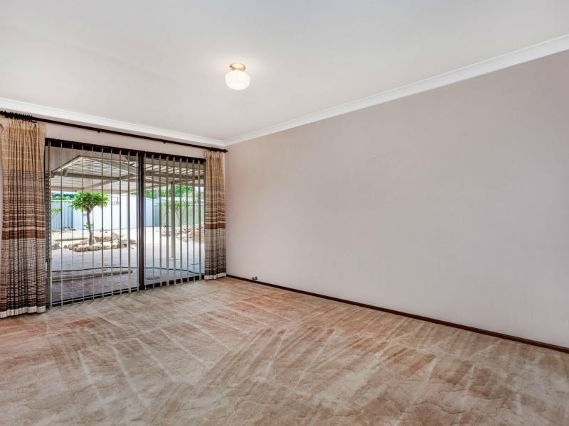 82 Trailwood Drive, Woodvale WA 6026