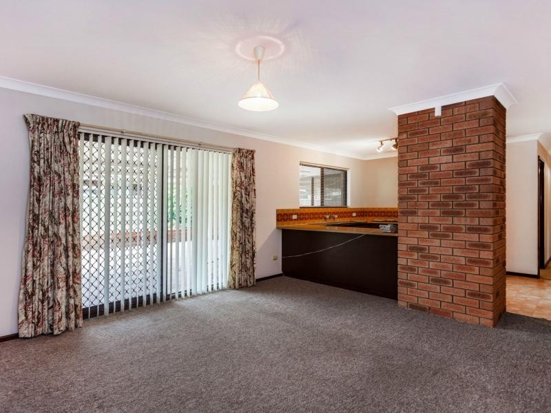 82 Trailwood Drive, Woodvale WA 6026