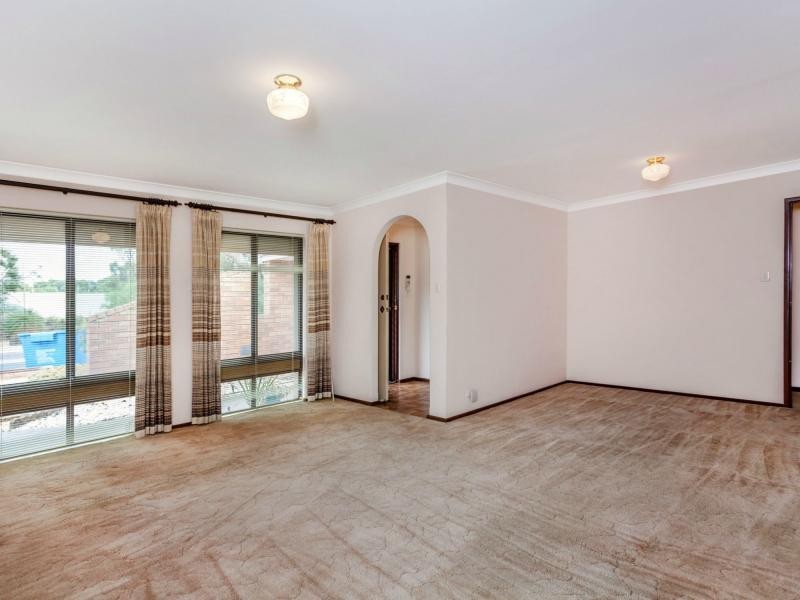 82 Trailwood Drive, Woodvale WA 6026