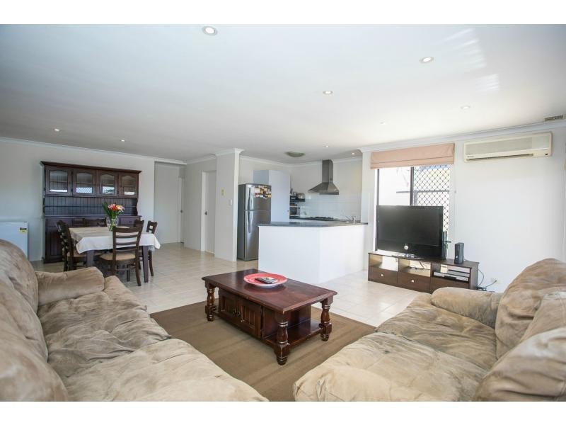2a Lewes Road, Nollamara WA 6061