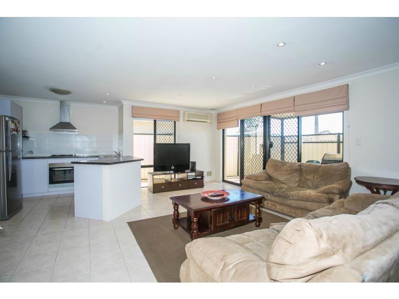 2a Lewes Road, Nollamara WA 6061